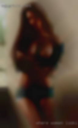 Where women looking is the sex doing girl meet in Richmond?
